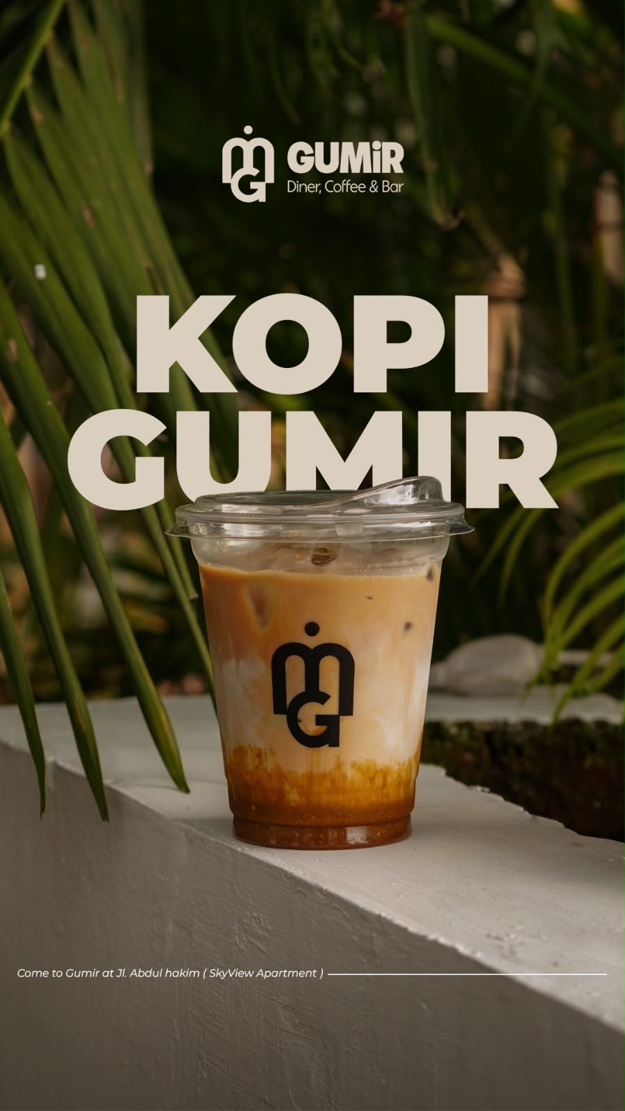 Kopi Gumir es susu gula aren GUMIR Diner Coffee & Bar